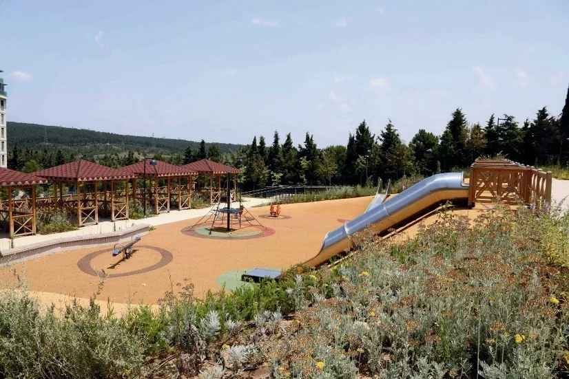 Pendik Yenişehir Oyun Parkı — Çocuk oyun alanı